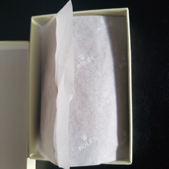 Very Rare Genuine Rolex Brown Leather Key Ring/Case. With Original Box - Picture 3 of 12